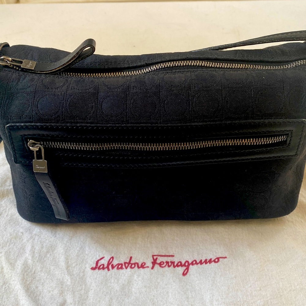 Ferragamo black small shoulder bag